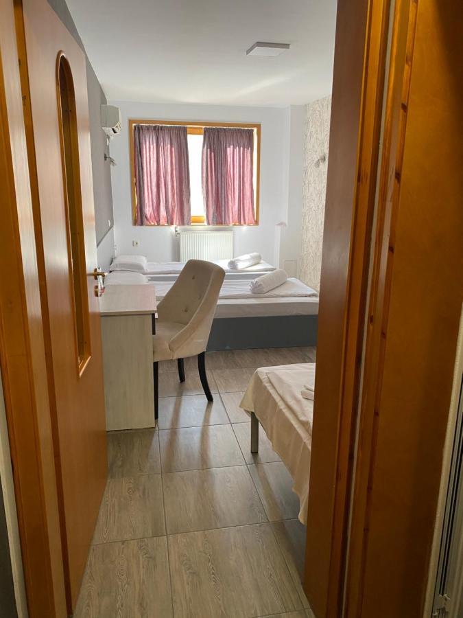 Family Hotel Amor Ruse Zewnętrze zdjęcie