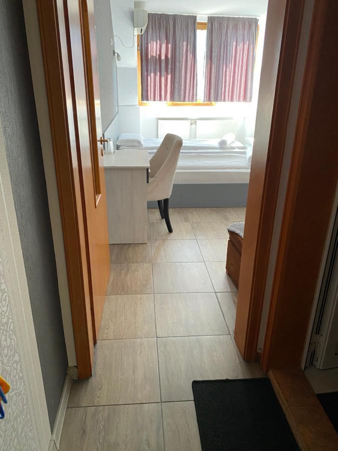 Family Hotel Amor Ruse Zewnętrze zdjęcie