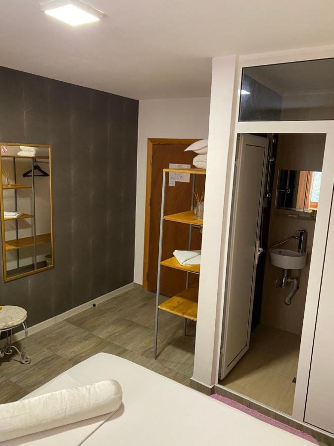 Family Hotel Amor Ruse Zewnętrze zdjęcie