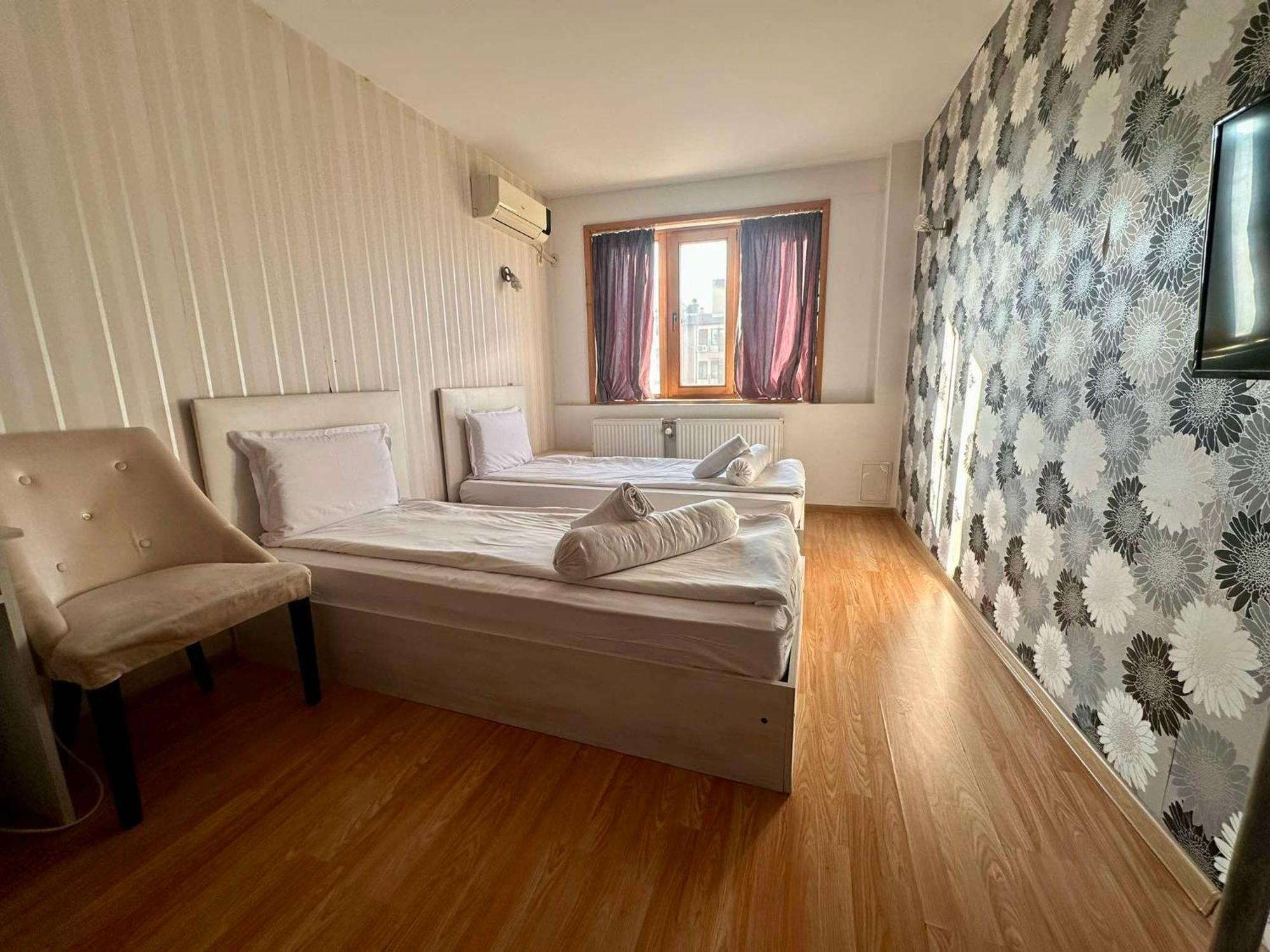 Family Hotel Amor Ruse Zewnętrze zdjęcie