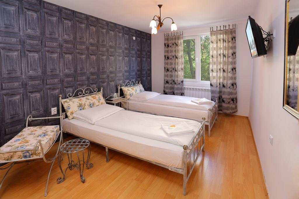Family Hotel Amor Ruse Zewnętrze zdjęcie